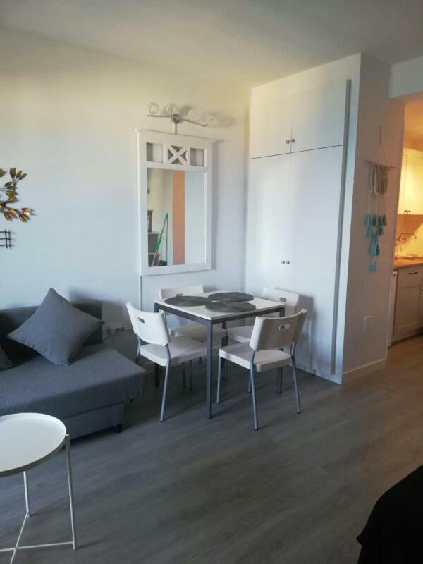 Loft Benalbeach At Costa Del Sol เบนัลมาเดนา ภายนอก รูปภาพ